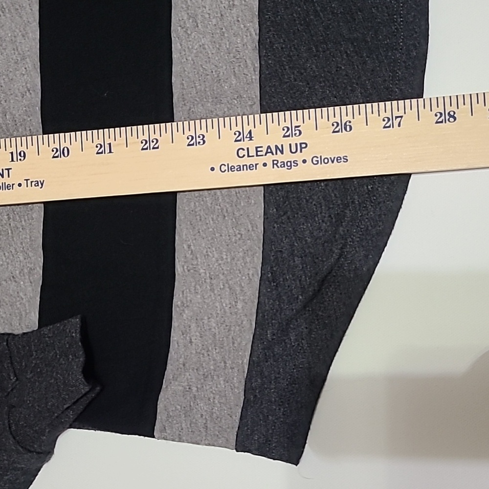 PINK VICTORIA'S SECRET Gray Drop Shoulder V-Neck Long Sleeve Tee Shirt - Small - Picture 10 of 12